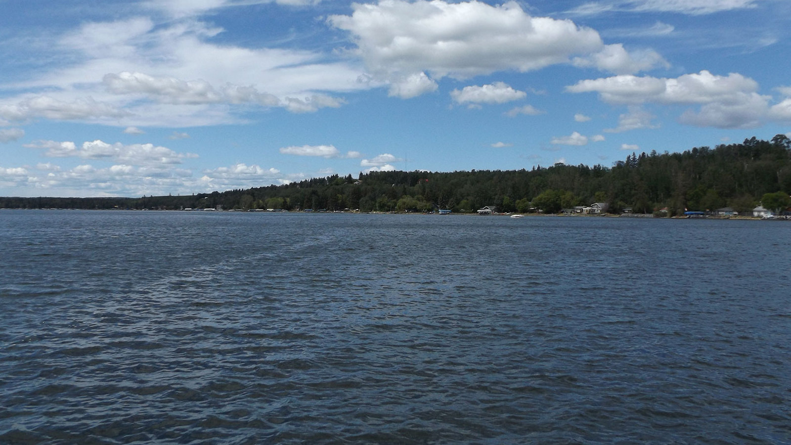 Read more about the article Wabamun Lake